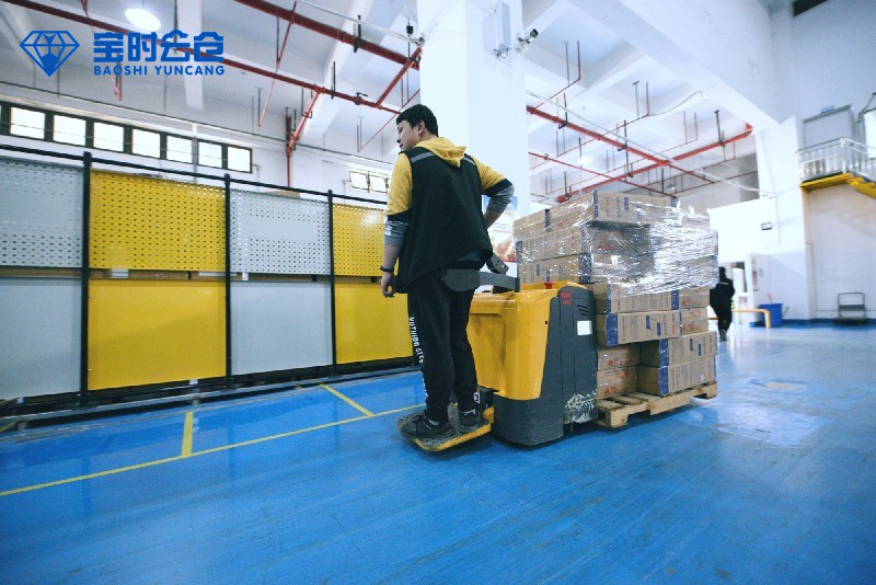 云仓一件代发选择大公司好,还是小公司好?